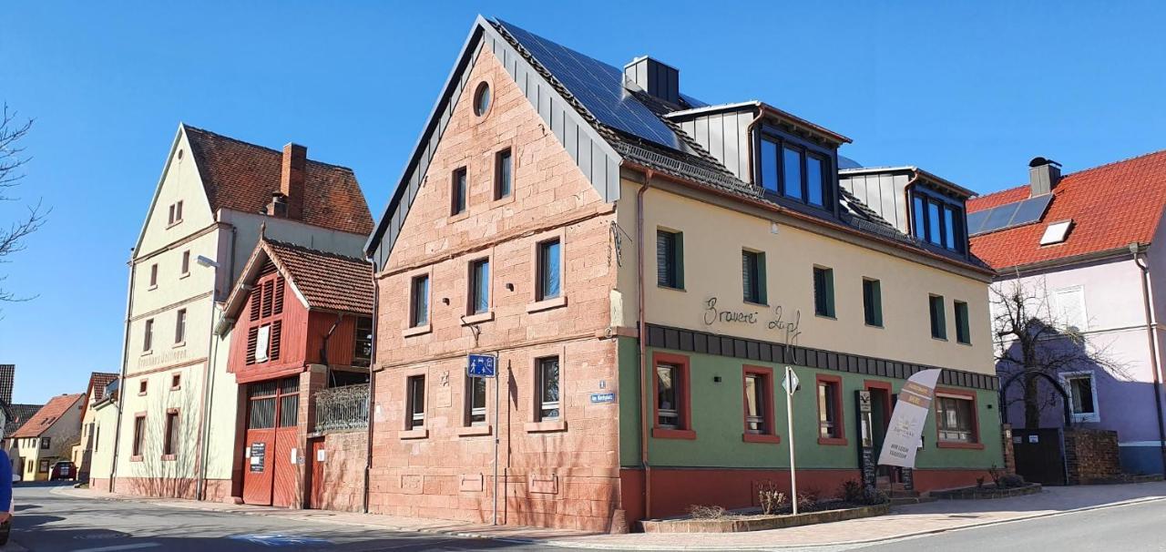 Wirtshaus & Hotel Zur Alten Brauerei Zapf Uettingen Dış mekan fotoğraf