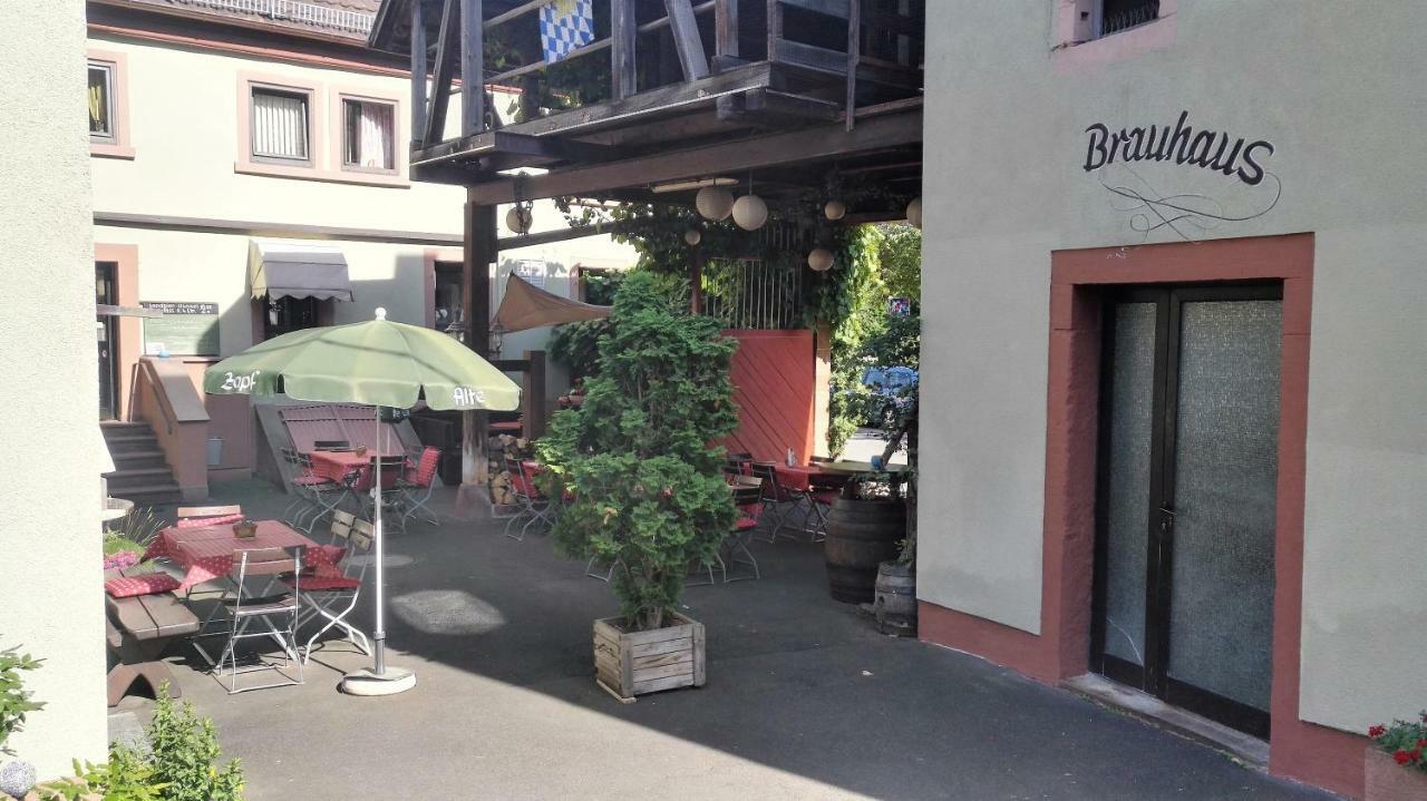 Wirtshaus & Hotel Zur Alten Brauerei Zapf Uettingen Dış mekan fotoğraf