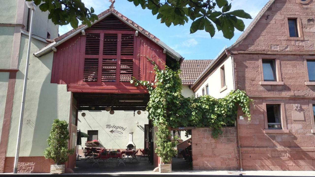 Wirtshaus & Hotel Zur Alten Brauerei Zapf Uettingen Dış mekan fotoğraf